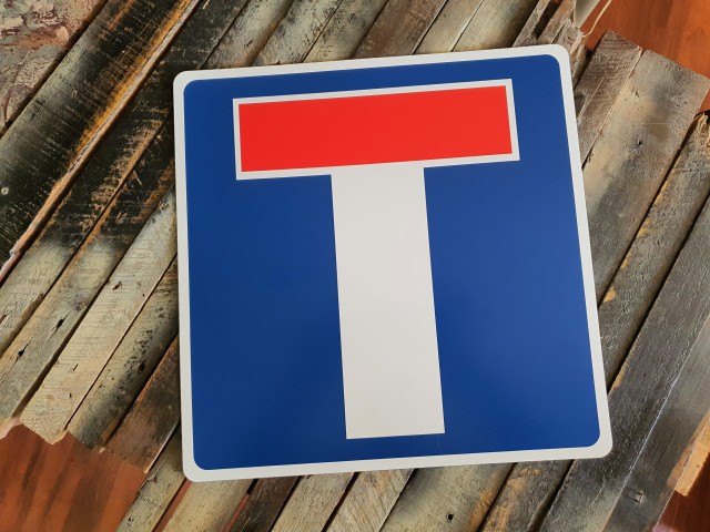 Tabla Slepa ulica Tabla Slepa ulica